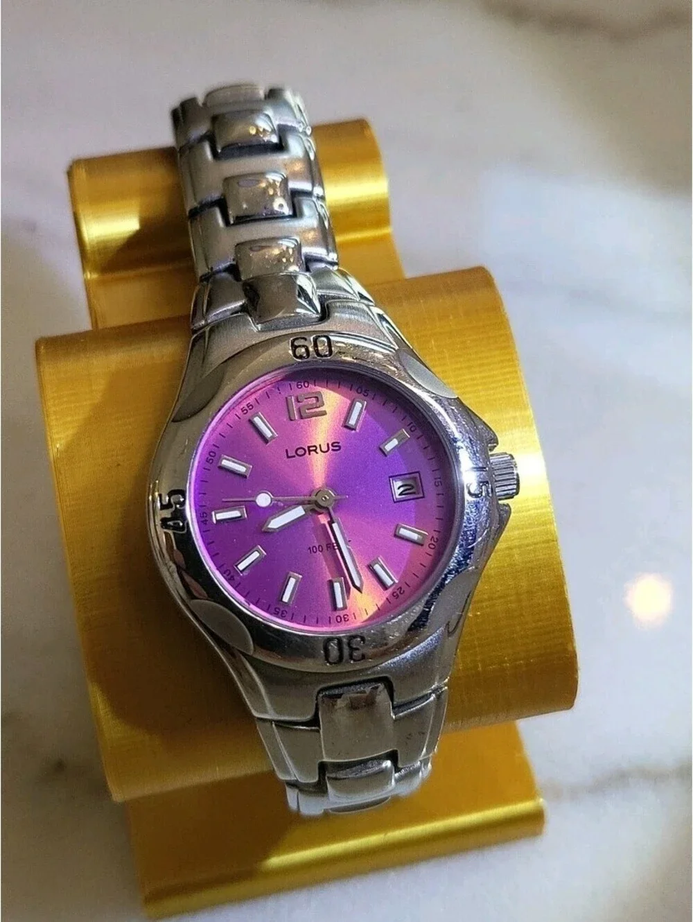 Vtg Lorus Woman’s Watch New Battery Iridescent Purple 6.25